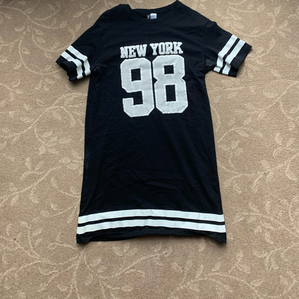 Black t shirt dress